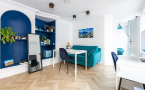 Charme bleu chaussée d'Antin by Weekome